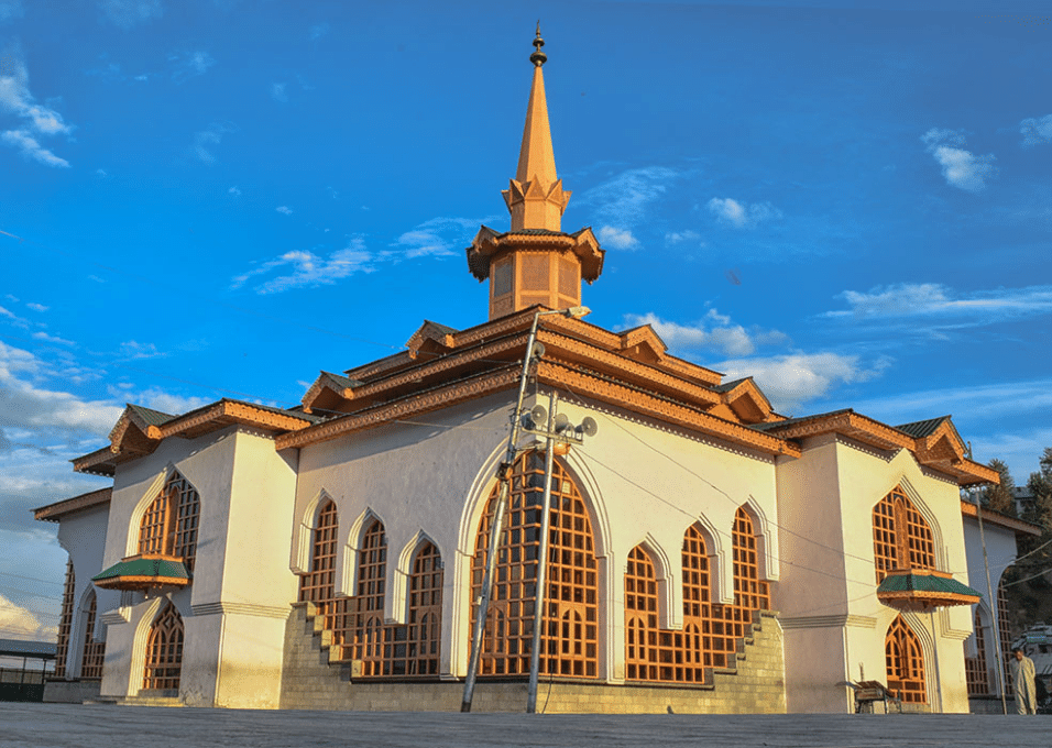 Yusmarg Travel Guide