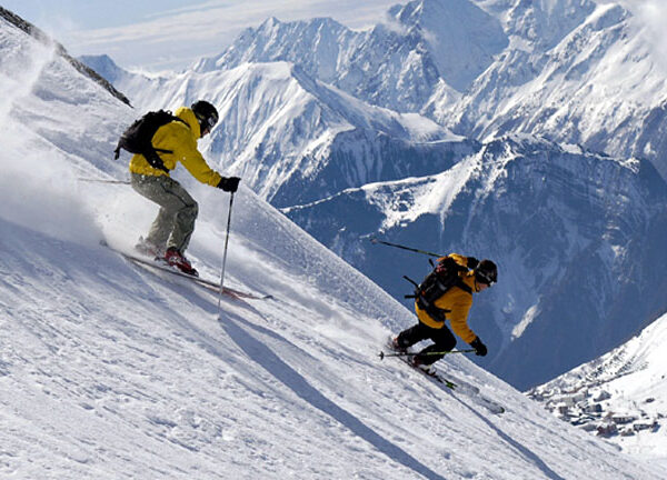 Gulmarg Skiing Guide