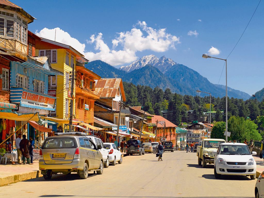 Pahalgam Travel Guide